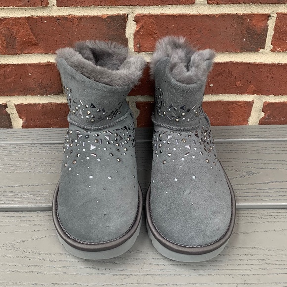 New UGG Mini Boot with Silver Studs - Picture 2 of 15